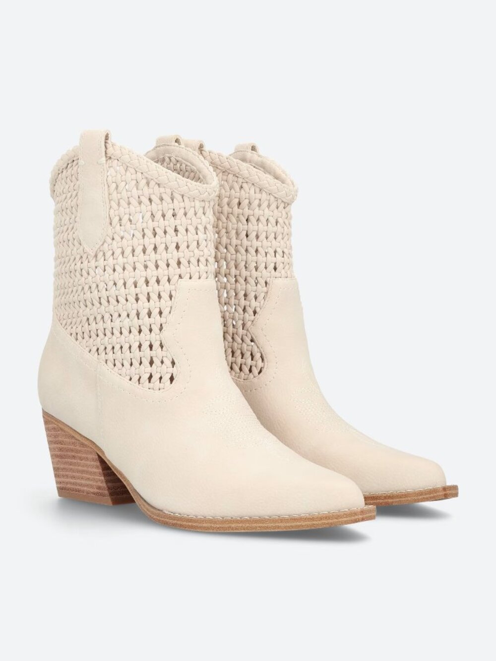 Alessia Bootie